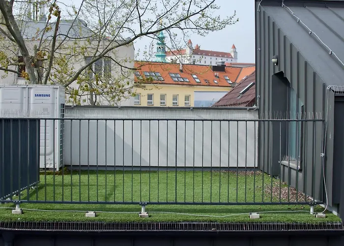 Hostel Mild Elephants *